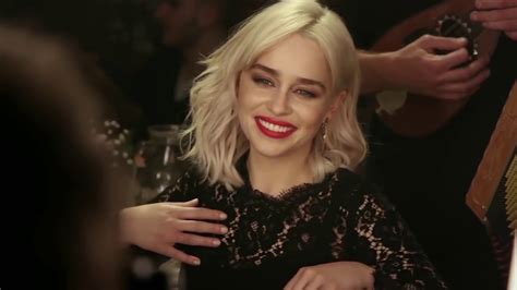 Emilia Clarke dolce & gabbana Quando Quando Quando 